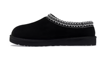 Load image into Gallery viewer, UGG Tasman Slipper Black
