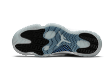 Load image into Gallery viewer, Jordan 11 Retro Low Legend Blue
